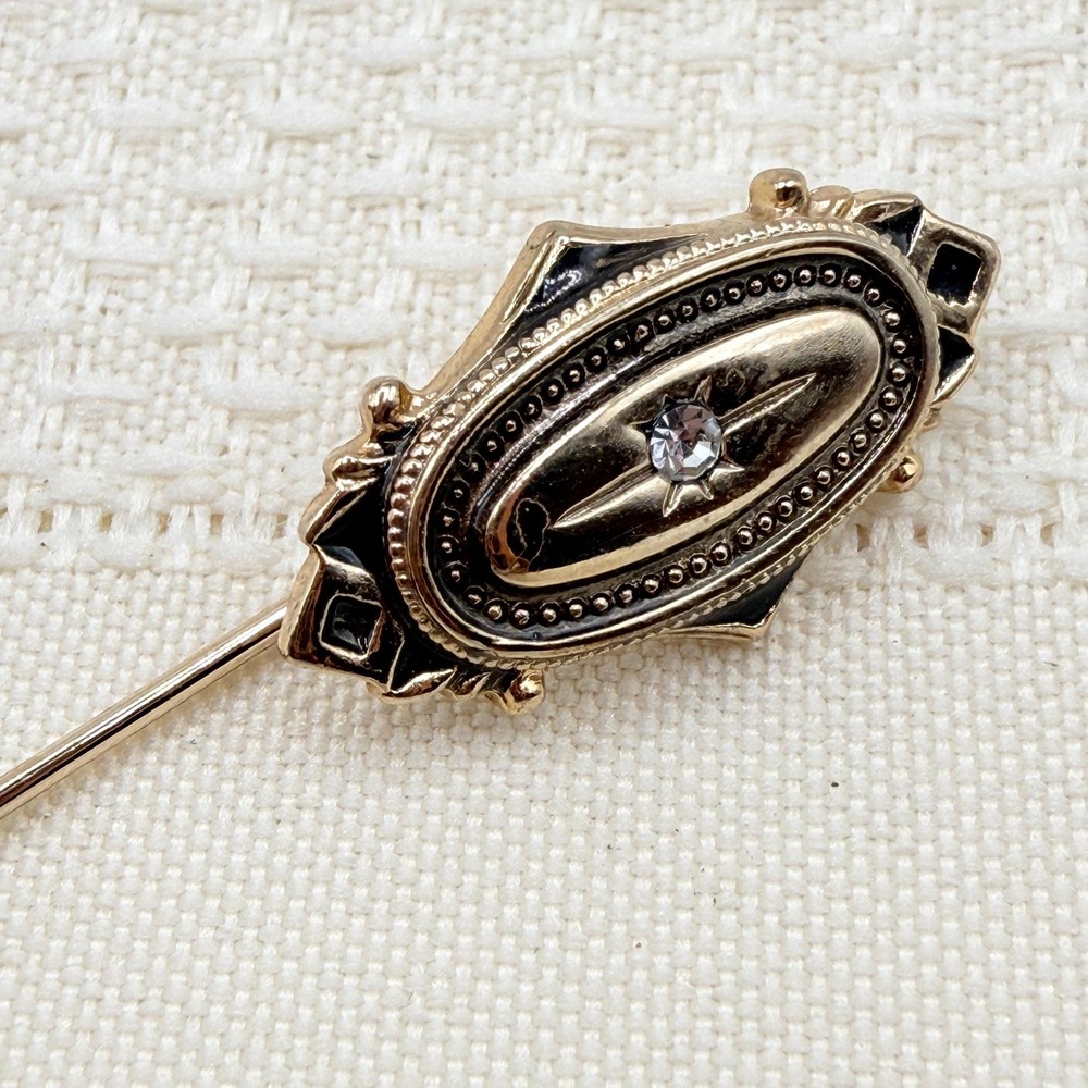 Vintage AVON Kensington Gold Tone Rhinestone Victorian Revival Stick Pin